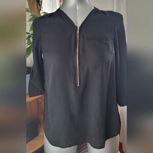 Dynamite Black Zippered Blouse